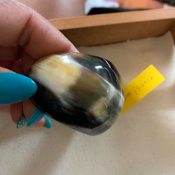 Natural Buffalo Horn cuff - Picture 7 of 8